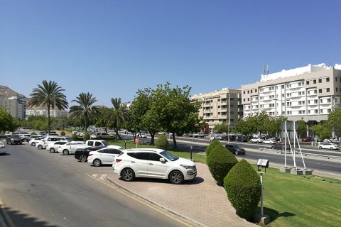 Oman_(3).jpg